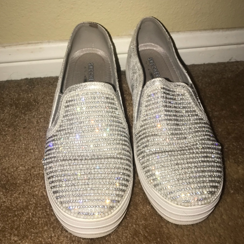 Sketchers shoes